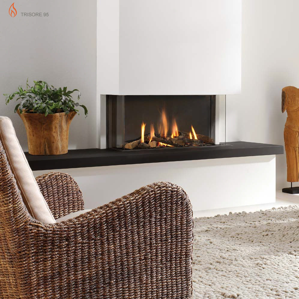 TRISORE 95 Gas Fireplace 3 Sided